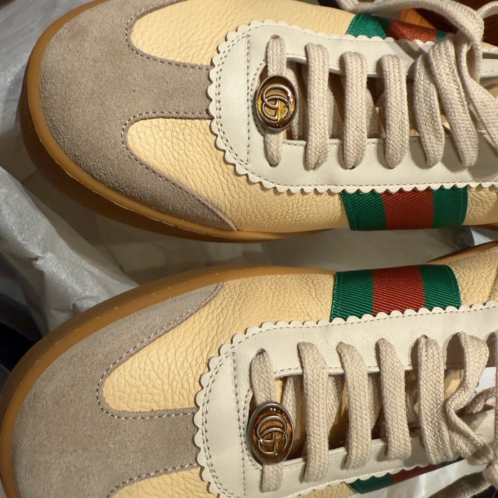 Gucci - men’s trainer “oatmeal” low top sneakers NEVER WORN. - Picture 2 of 7
